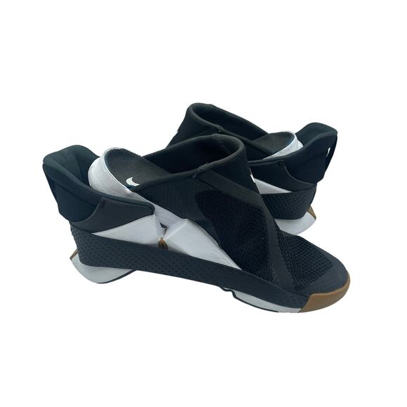 Nike Go FlyEase Black Gum Easy Slip On Shoes Athletic Womens 7 Men’s 5.5